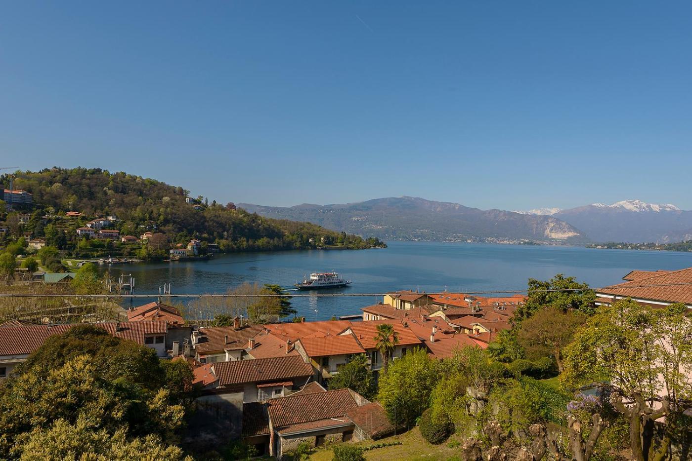 Appartamenti I Fiori Del Lago Laveno Exterior foto