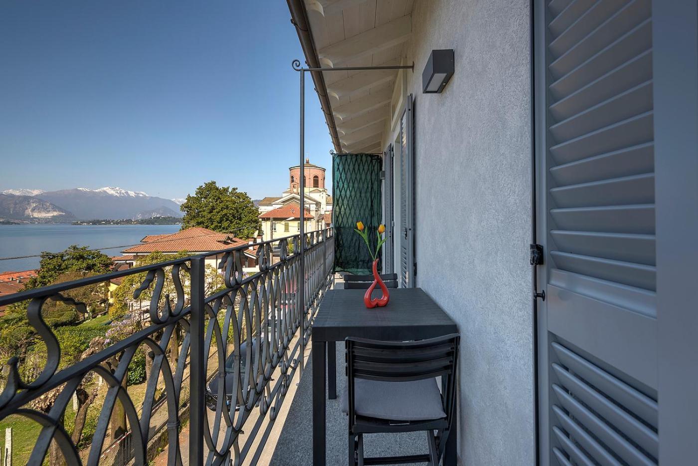 Appartamenti I Fiori Del Lago Laveno Exterior foto